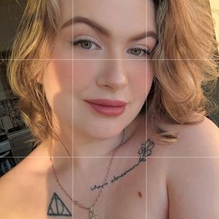 Model - Angella Wall 18