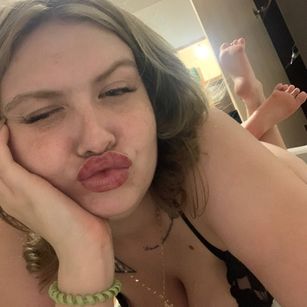 Model - Angella Wall bigtits