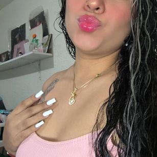 Model - Eva Love latina