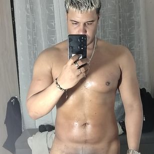 Model - Theroc King joi