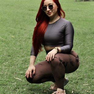 Model - Carolaine94 tits