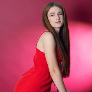 Model - MissWildAngel smiling