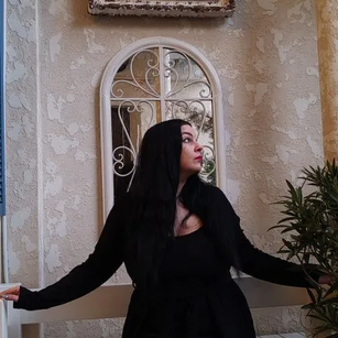 Model - Greta_Tamar natural