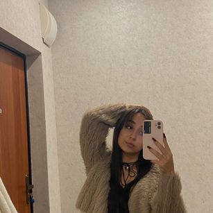 Model - EvaMooncler cute