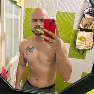 Model - manujfo bigass