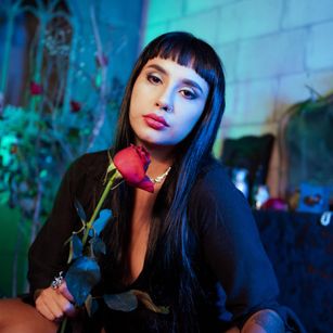 Model - Moli Myers feet