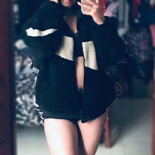 Model - Nyky Cash bigboobs