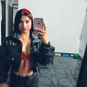 Model - Nyky Cash bigboobs