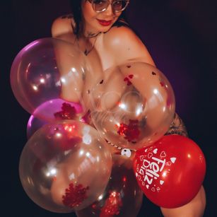 Model - Ela swift bigass