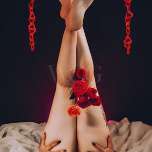 Model - Ela swift heels