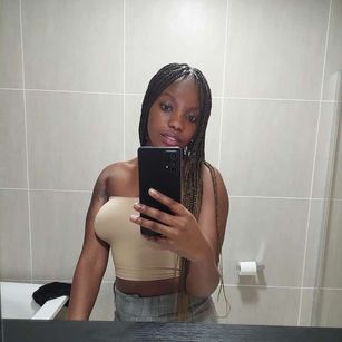 Model - Teebaby082 Kissing