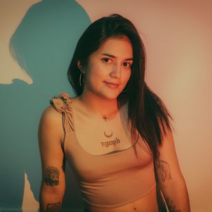 Model - Kylla Walls joi