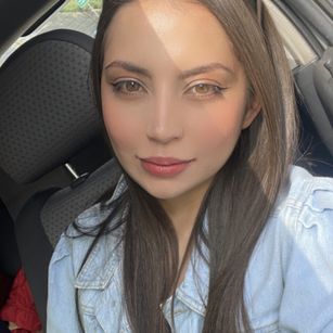 Model - Emiliegolds novia