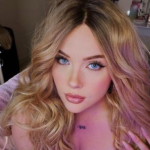 Model - Melissa Bellini beautiful