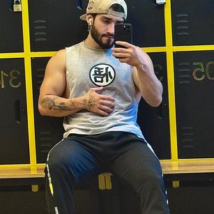 Model - jeyco_santino bigass