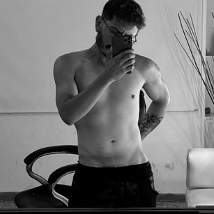 Model - Joss M. Bottom