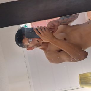 Model - Joss M. Bottom