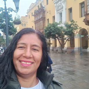 Model - PenelopeLovely COQUETTE