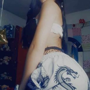 Model - scarlet-notlimits fingers