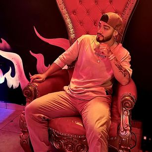 Model - jeyco_santino bigdick