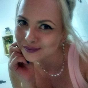 Model - herawhite natural