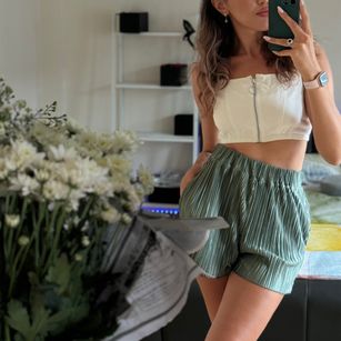 Model - LunaTalks talk