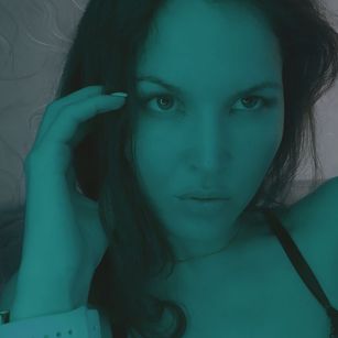 Model - SandraxBrain dance