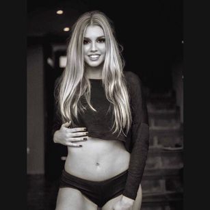 Model - Kitty_Nikita BigTits