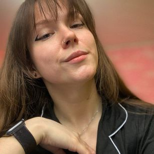 Model - Emily Rose feet