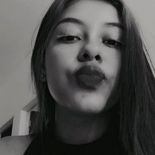 Model - ZoeCuteLat LATIN