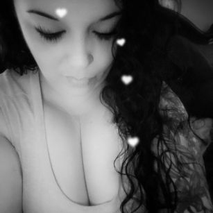 Model - Mrs Jinx Playtime