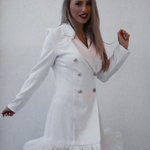 Model - LisaDaisy bra