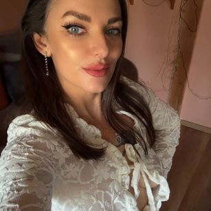 Model - GoddessBianca blowjob