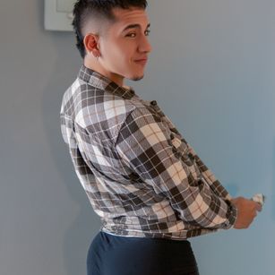 Model - OliverSilverh Hairy