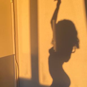 Model - Emmy bigboobs