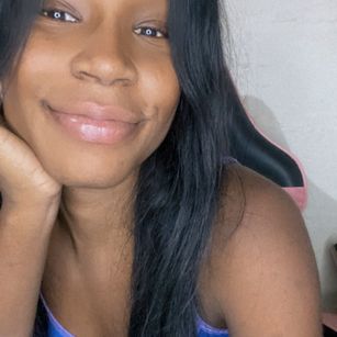 Model - Danna Squirty cute