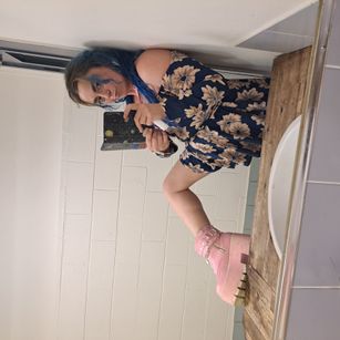 Model - Bella Niceface