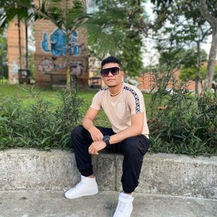 Model - ander salesak bbc