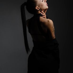 Model - Megan Terry boobs