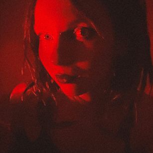 Model - Alice Morrison findom