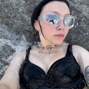 Model - Sonic bigboobs