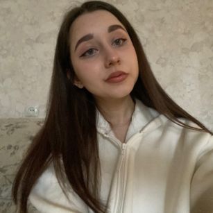 Model - Katty Swoon petite