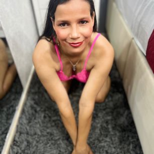 Model - Helena Rouge JOI