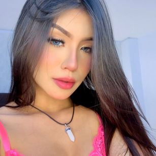 Model - KeilyFerrer deepthroat