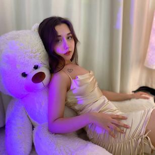 Model - Katty Swoon bigass