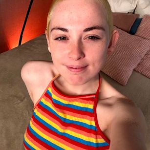 Model - Agathakisa joi