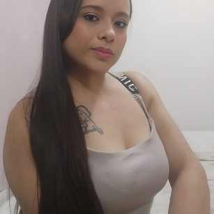 Model - Melissa Adams dp