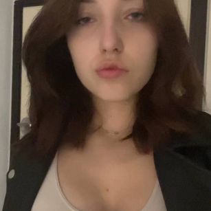 Model - Pretty Snow fastresponse