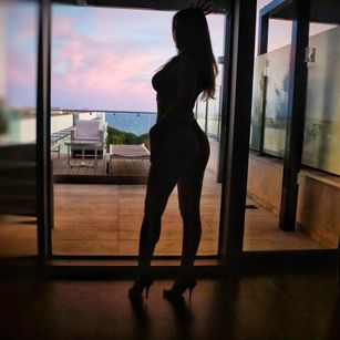 Model - Miss_Angelique bigboobs