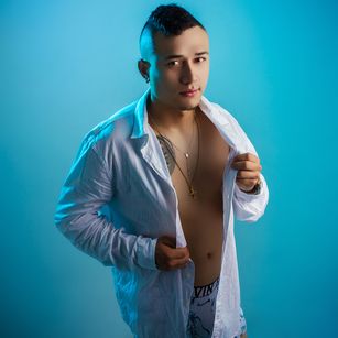 Model - JeffSalmar Tongue